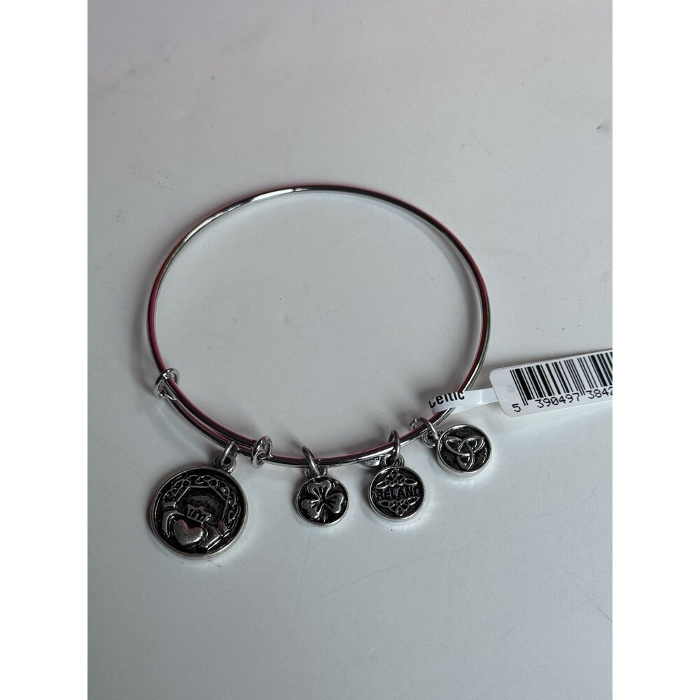 SOLVAR New with Tag Silver-tone Charm Bangle Claddagh Charm Bracelet 4 charms.